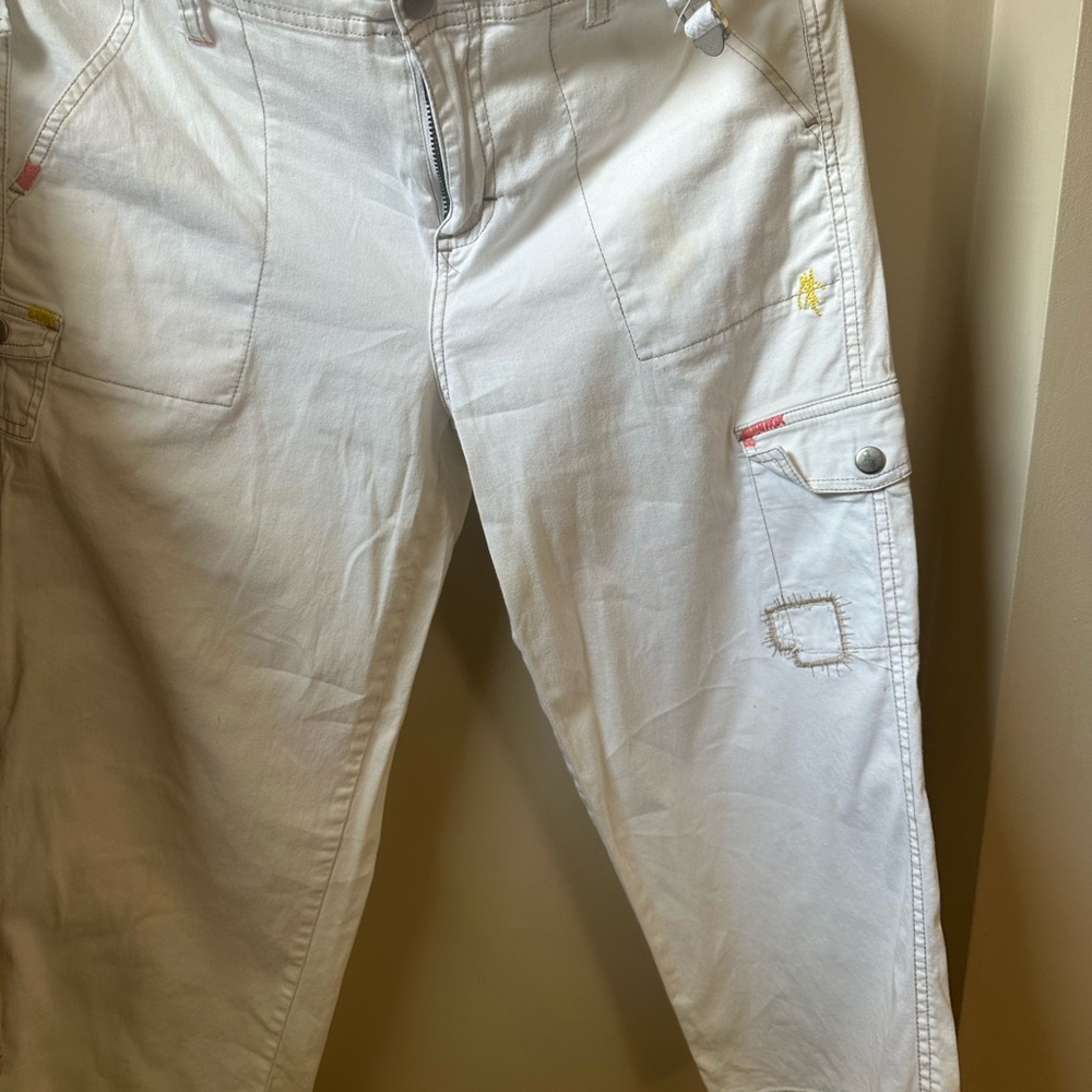 Capris - Picture 2 of 4